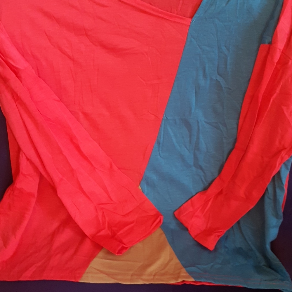 Nwt patchwork  top - Picture 3 of 6